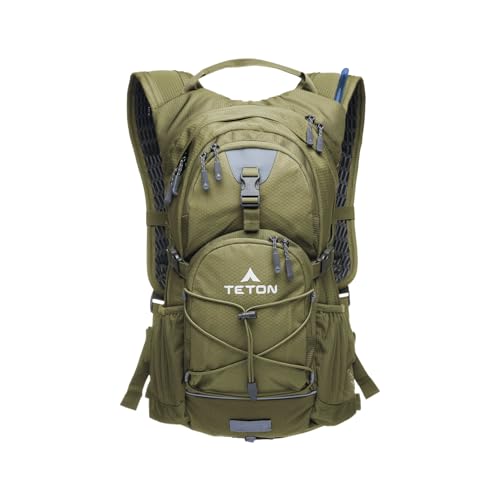 Teton Oasis/Trailrunner Hydration Backpack  Lightweight Water Pack with 2L/3L Bladder for Hiking, Running, Cycling, Biking  2L/18L/22L Sizes  Sewn-in Rain Cover  Fits Men and Women